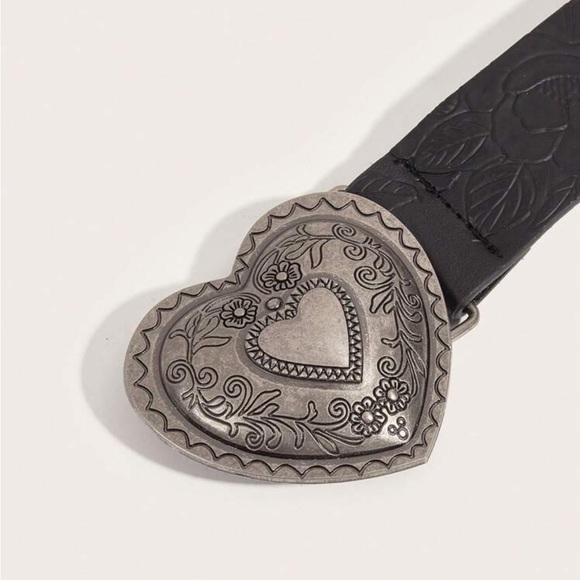 🩶 Vintage Tribal Peony Pattern Belt With Heart Buckle - Picture 2 of 7